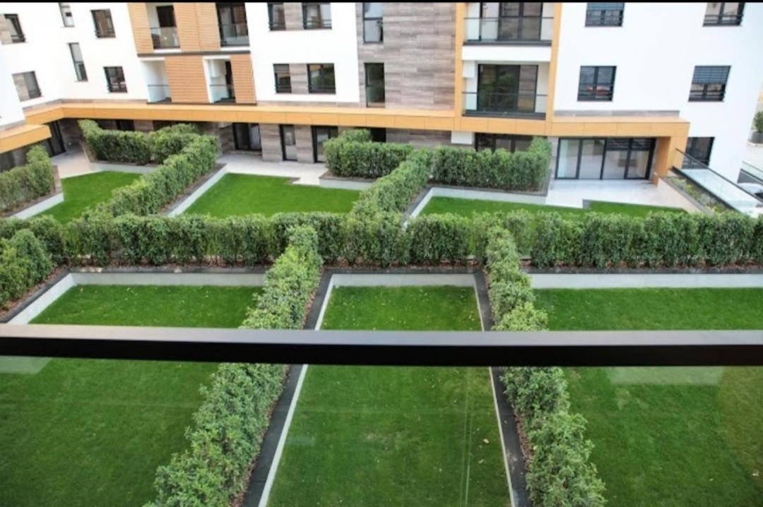 Apartment Sun City 2 Belgrado Exterior foto